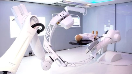 Robot Kuka trong ngành phẫu thuật