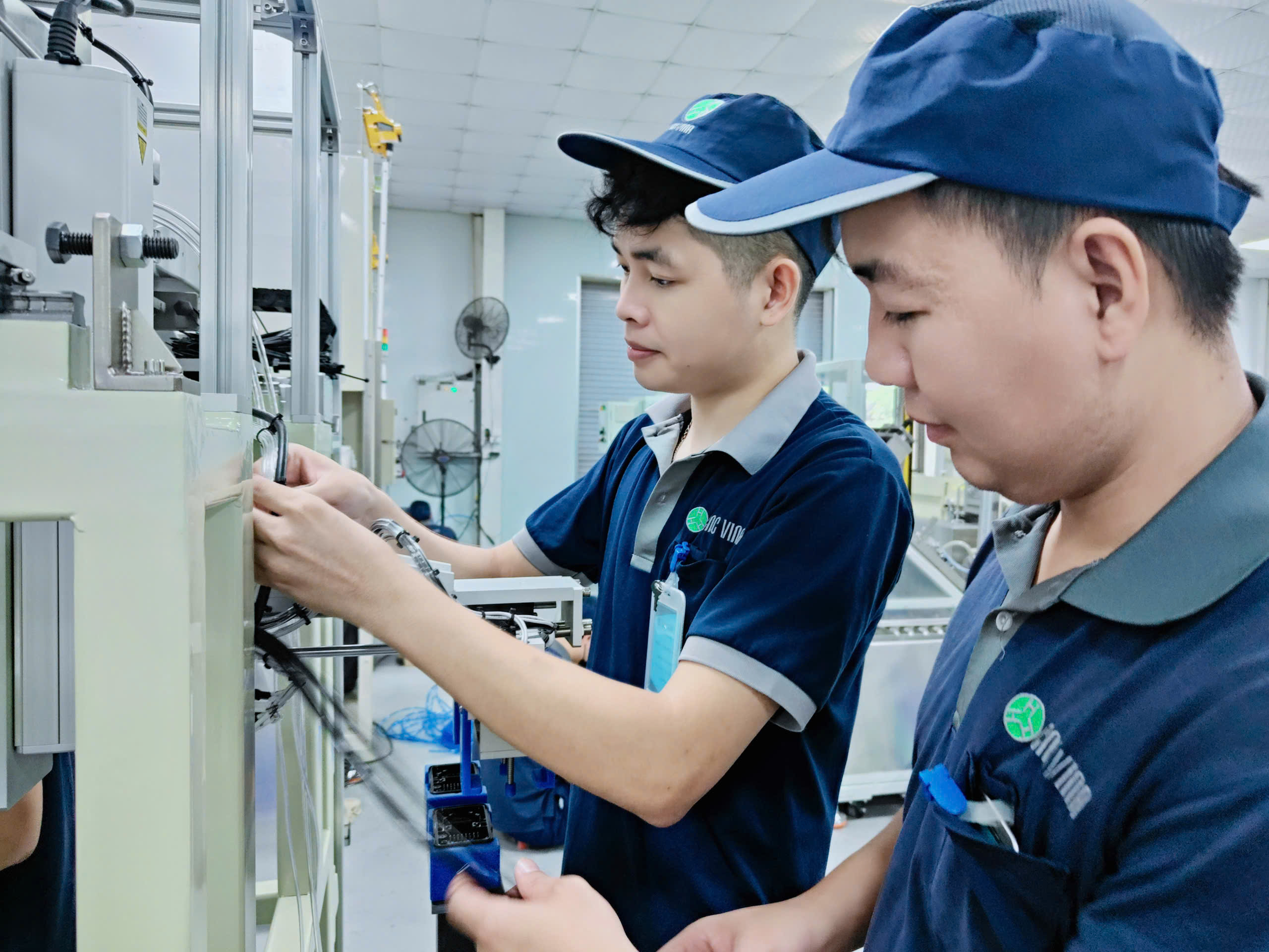 CNC VINA x&aacute;c định đ&agrave;o tạo con người l&agrave; n&acirc;ng cao gi&aacute; trị