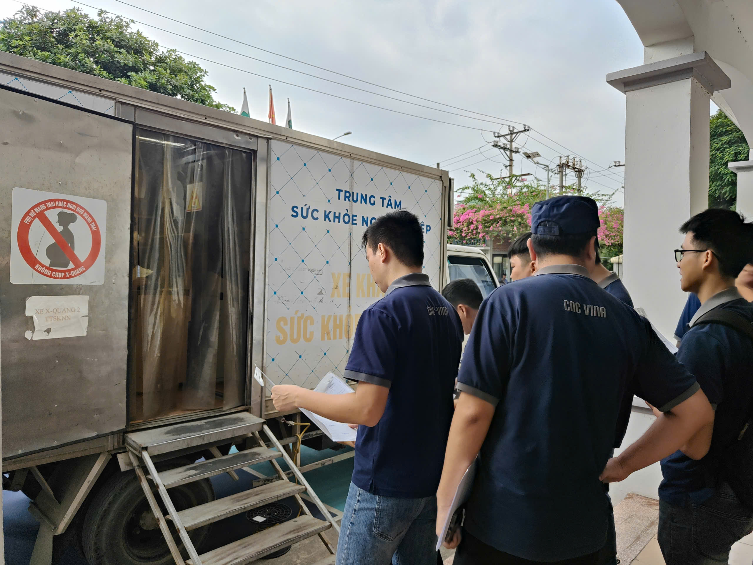 CNC VINA luôn tạo điều kiện tốt nhất để CBNV làm việc