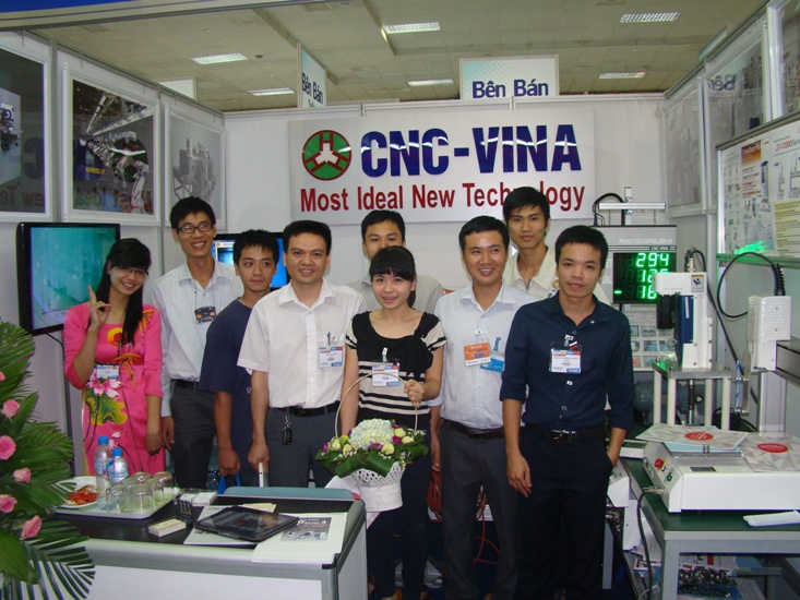 CNC-VINA tham dự triển lãm công nghiệp phụ trợ Việt Nam-Nhật Bản năm 2013