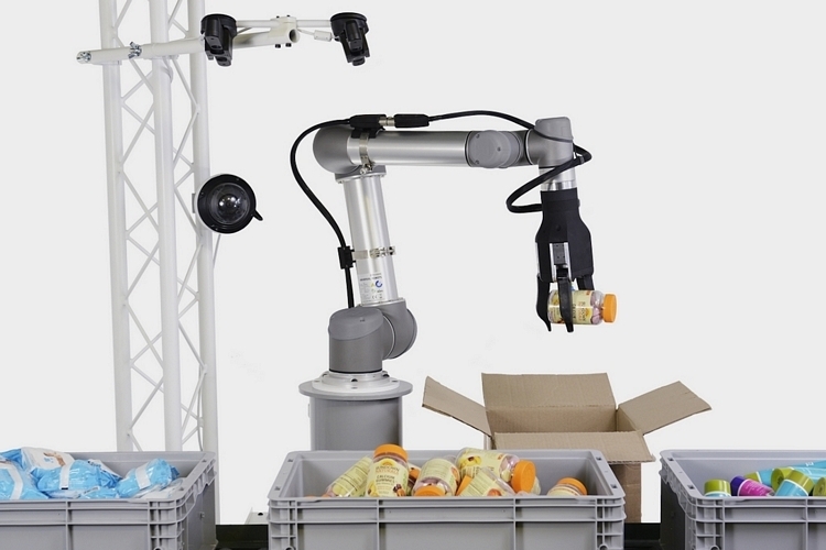 Robot phân loại sản phẩm