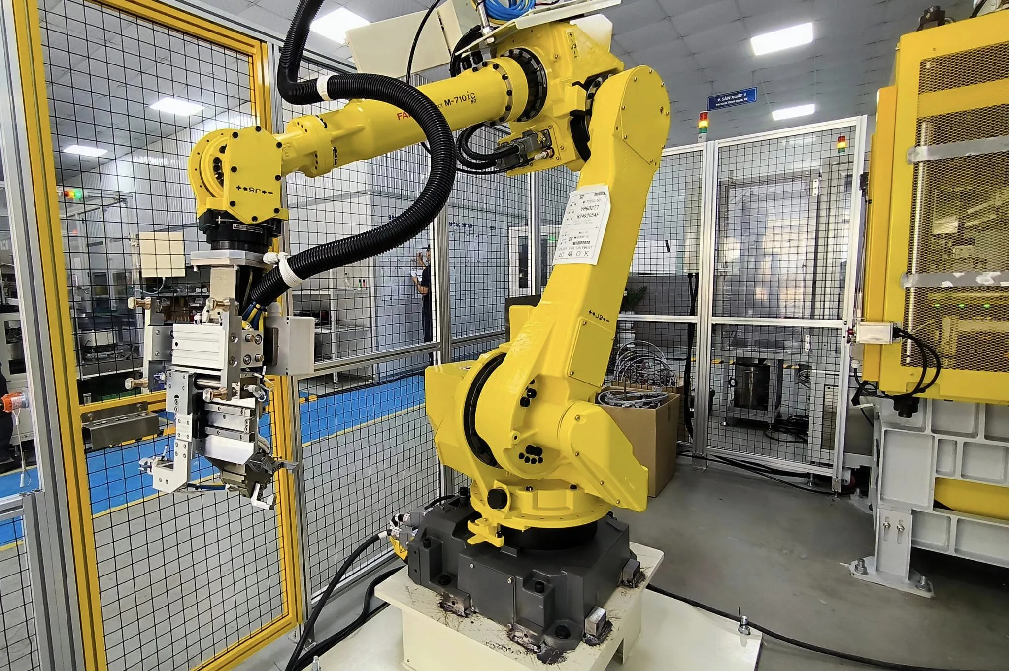 Ứng dụng của robot công nghiệp trong tự động hóa dây chuyền đúc