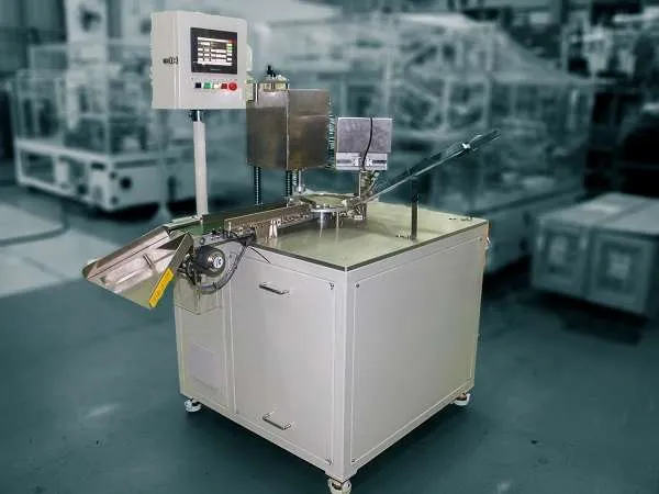 Automatic bottle capping machine manufactured by CNC VINA