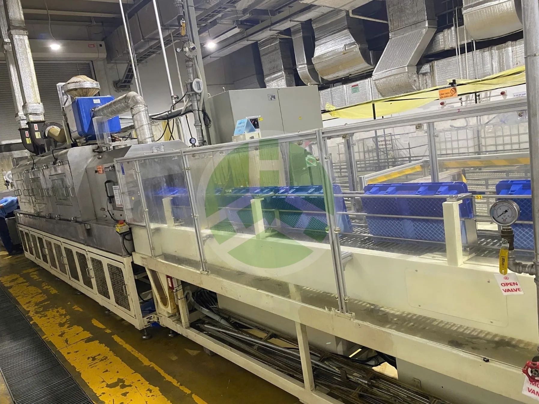 tinh_nang_noi_bat_cua_may_rua_thung_nhua,_hop_nhua-large