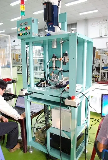 Máy ép servo tự động đem lại những ưu điểm gì trong dây chuyền sản xuất xe máy điện?