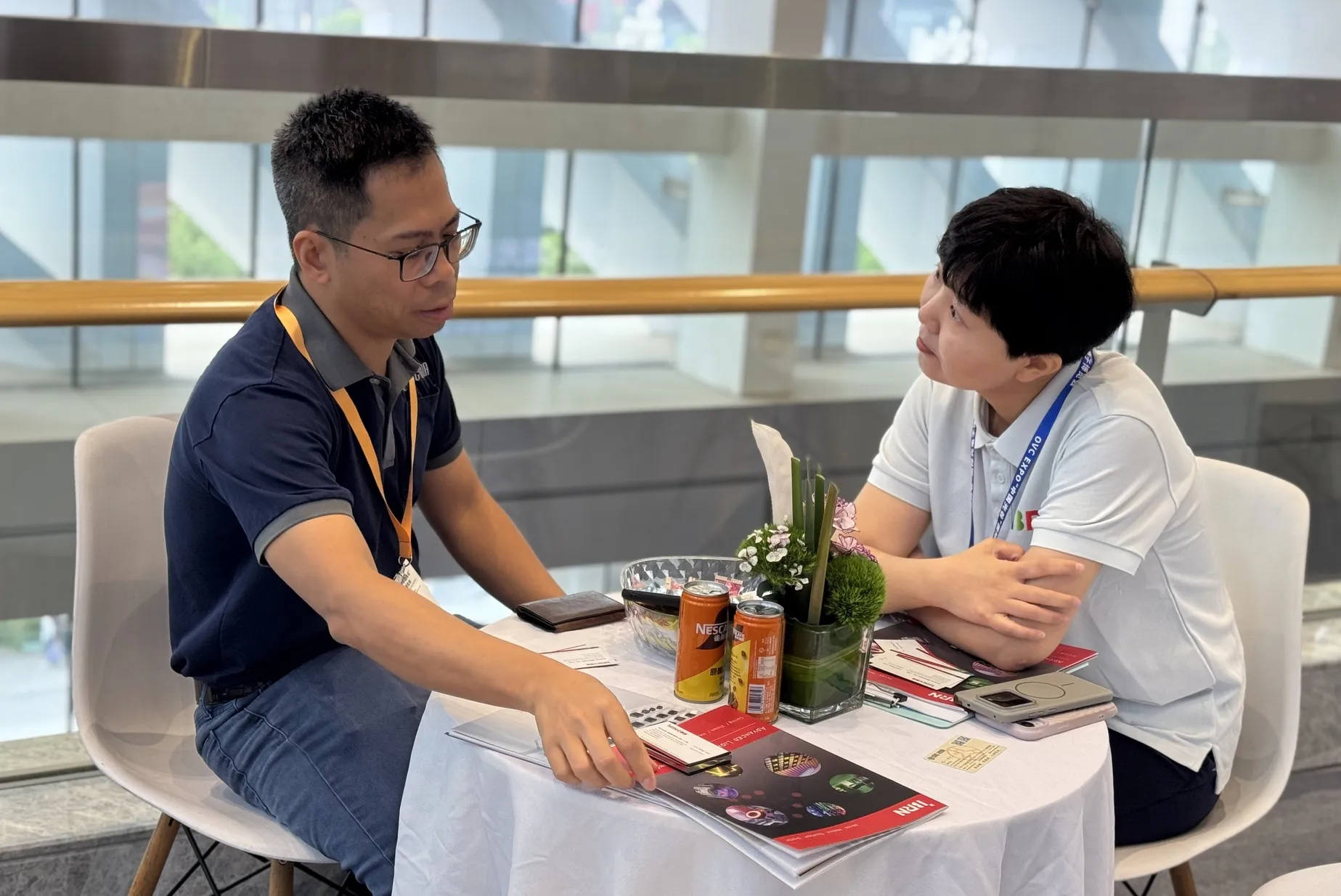 cnc vina trao doi thao luan ve cong nghe chat luong cao