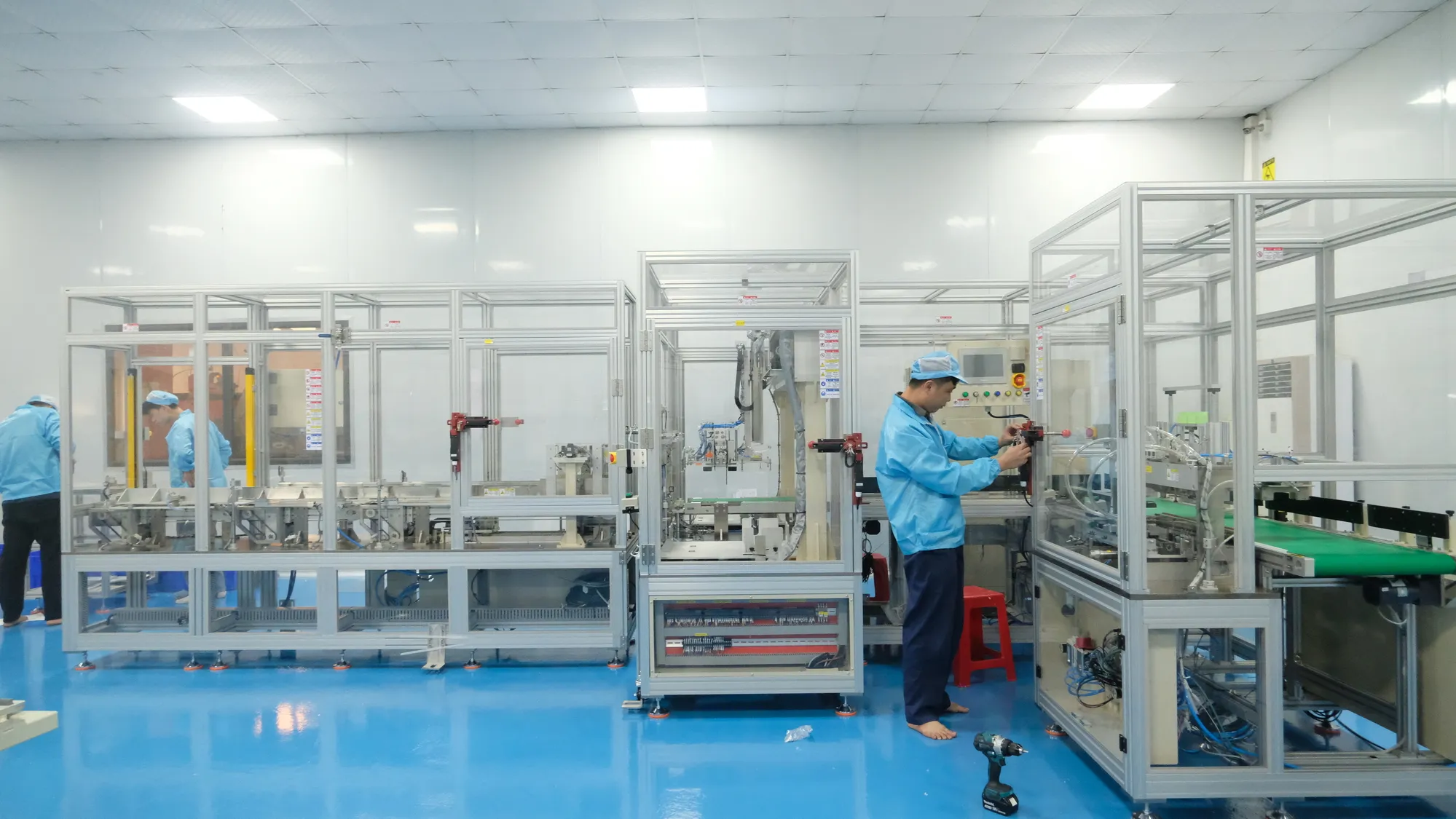 Hệ thống phòng sạch CNC VINA gồm những gì he thong phong sach cnc vina gom nhung gi