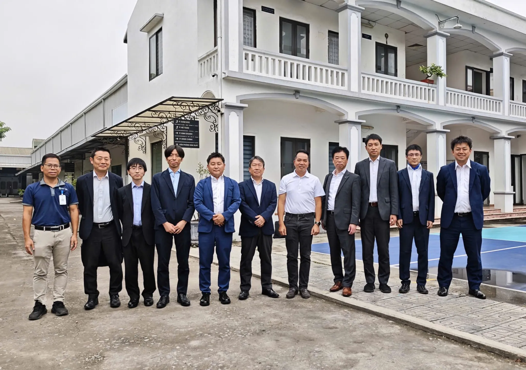 CNC VINA chào đón Đoàn Doanh nghiệp Osaka đến thăm và trao đổi cơ hội hợp tác